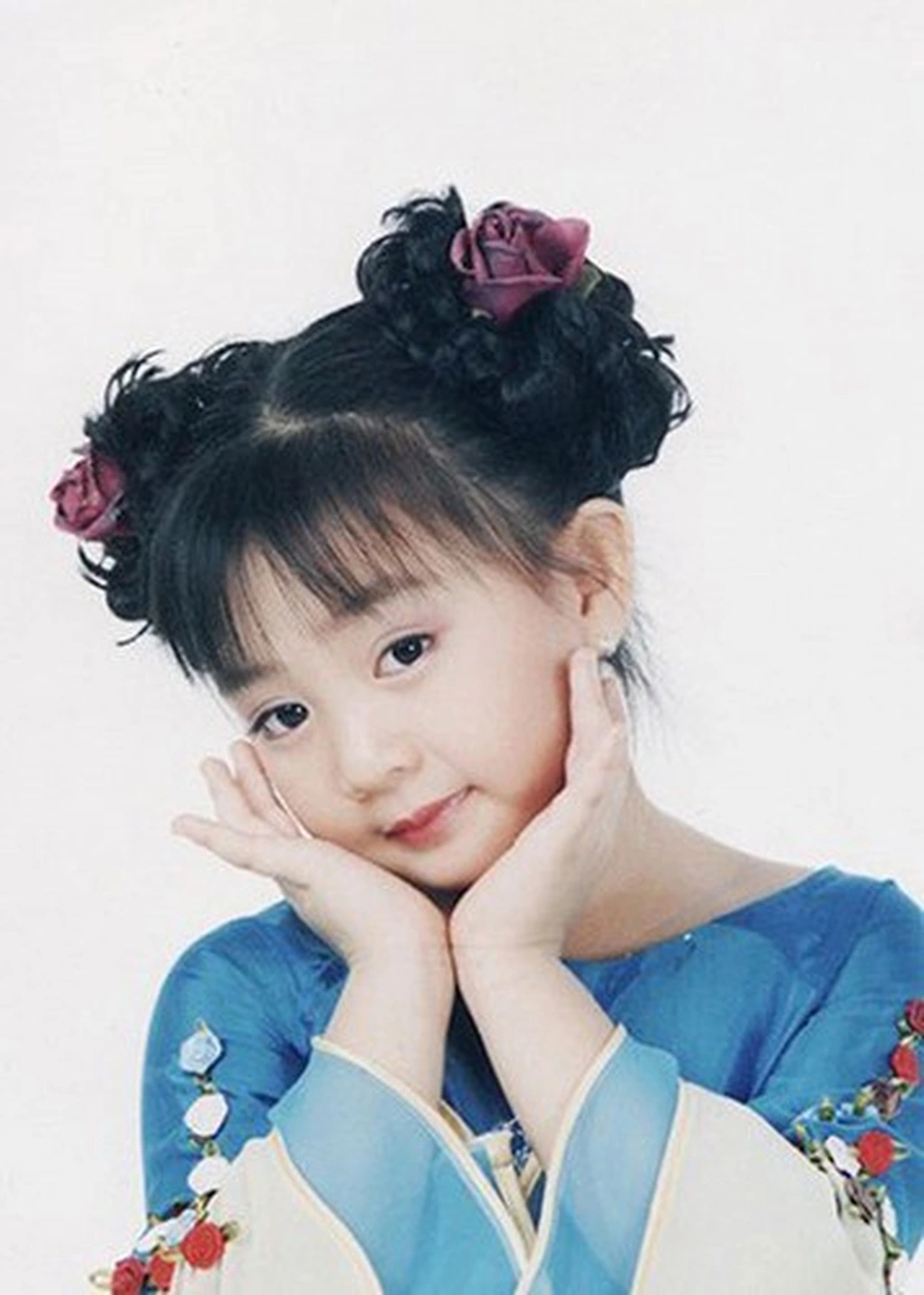 xm1-1698396100286-1757034929139-1757034930430248810411 "Thần đồng âm nhạc" Xuân Mai xuất hiện sau 3 năm biến mất bí ẩn, 30 tuổi nuôi 3 con ở Mỹ, giữ kín chồng xm1 1698396100286 1757034929139 1757034930430248810411