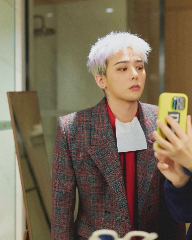 Trước thềm sang Việt Nam, G-Dragon làm gì mà