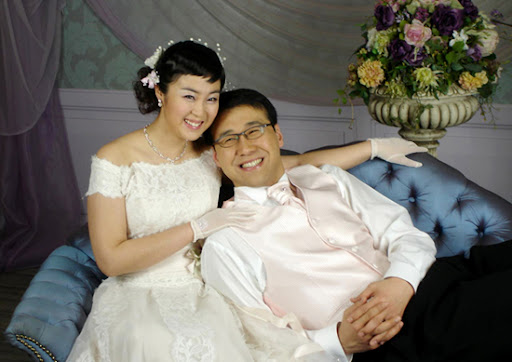 Phim 18+ Hàn Quốc bị cấm chiếu hoàn toàn vì chuyện 3 người, nữ chính 19 tuổi đóng cảnh nóng để trả nợ- Ảnh 4.