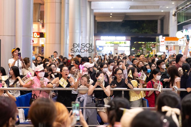 Yoona đây rồi: Đẹp phát sáng chuẩn nữ thần, kéo ngay khẩu trang xuống chào fan Việt sau 6 năm!- Ảnh 8.