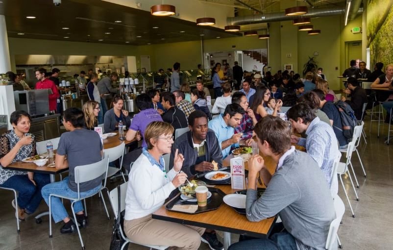 Thời tàn của nhân viên công nghệ: 1 năm 150.000 người mất việc, liên tục lo sợ bị sa thải, lương không đổi dù phải làm nhiều hơn- Ảnh 2.