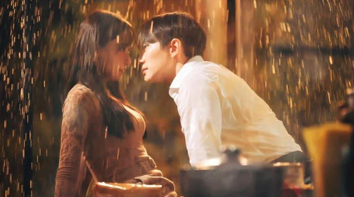 Bắt quả tang cặp đôi phim giả tình thật lén công khai: Nhà gái đẹp quá trời đẹp, nhà trai là đại gia bất động sản khét tiếng- Ảnh 2.