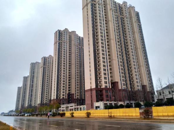 Người phụ nữ mua chung cư giá 4,2 tỷ đồng, ở được 4 năm thì giá giảm còn 1,4 tỷ, chủ đầu tư giải thích: Người phụ nữ mua chung cư giá 4,2 tỷ đồng, ở được 4 năm thì giá giảm còn 1,4 tỷ, chủ đầu tư giải thích: