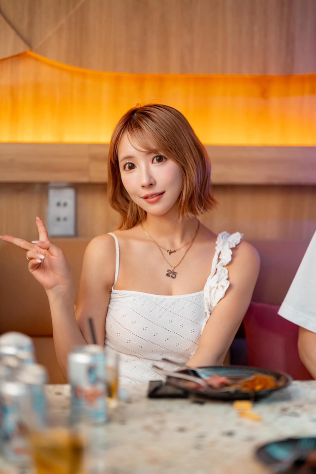 “Full không che” loạt ảnh Yua Mikami tại Việt Nam- Ảnh 9. “Full không che” loạt ảnh Yua Mikami tại Việt Nam- Ảnh 9.