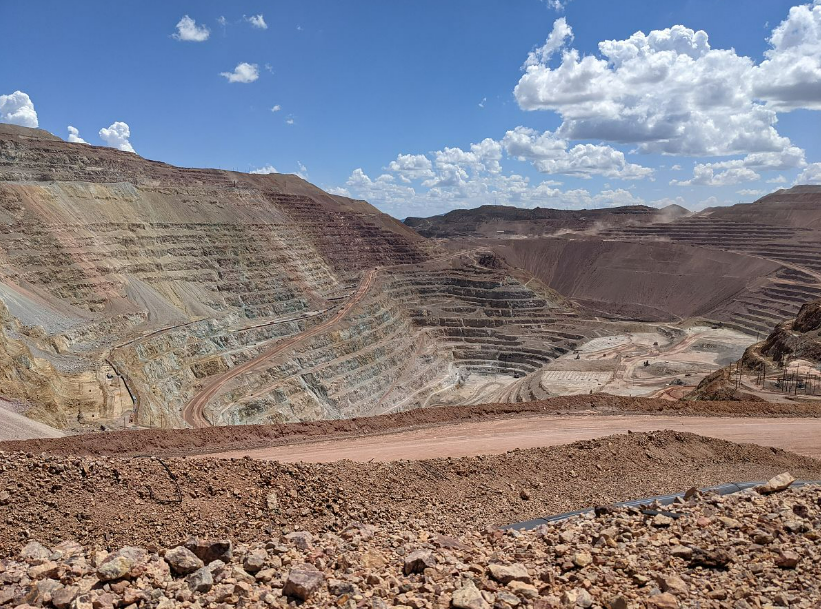 Khoan sâu 141 lỗ, phát hiện mỏ vàng lớn trữ lượng hơn 40 tấn sau 6 năm khảo sát- Ảnh 1.