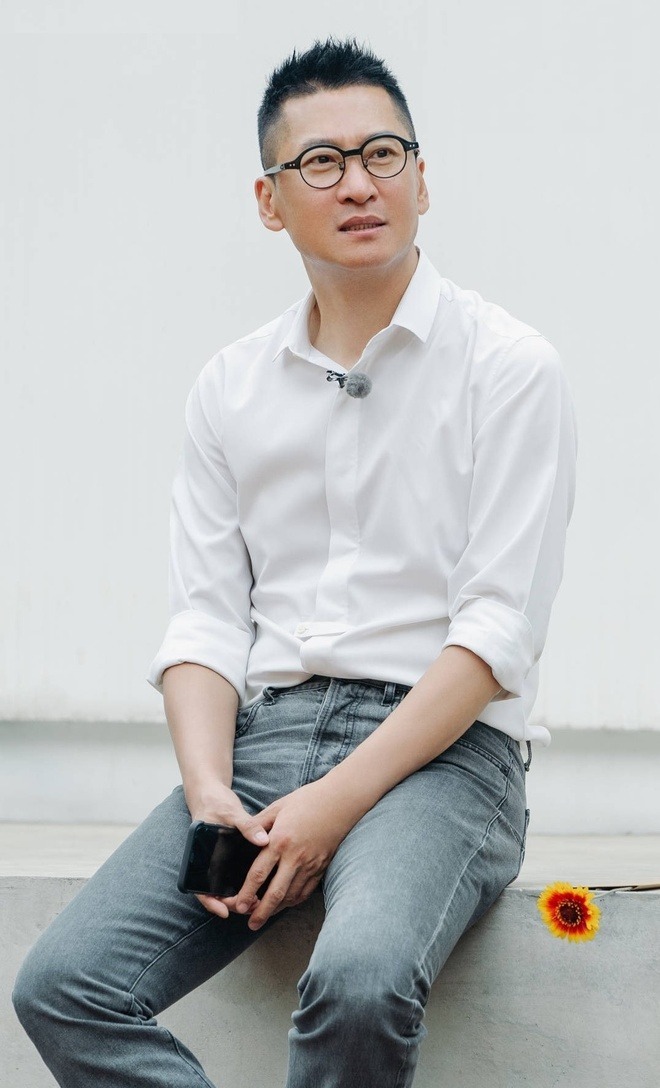 Nam thần Hoàn Châu Cách Cách muốn bỏ hết tài sản 350 tỷ: Nam thần Hoàn Châu Cách Cách muốn bỏ hết tài sản 350 tỷ: