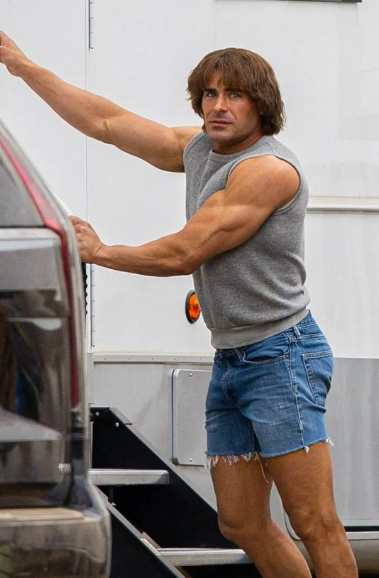 "Crush quốc dân" một thời giờ mặt mũi biến dạng xuống cấp khó tin z38509114538855056c306bfd9465a6 1758036690681 1758036690944436746674