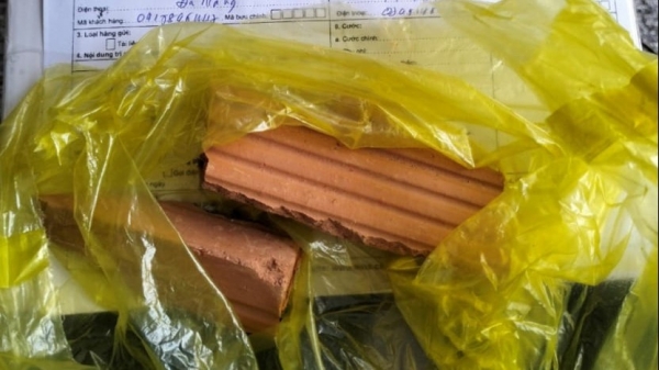 Thanh niên ship mô hình nhưng gửi gạch: Cú lừa “cùi bắp” khó tin z4445418547578 4ec51ffa9047329cf 168716685204020250916150959jpg