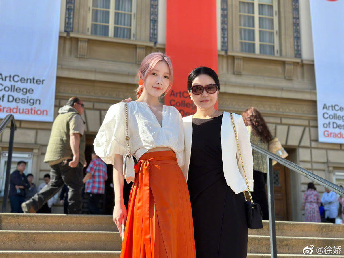 Không phải người thân ruột thịt, mỹ nhân 9x vẫn có tên trong di chúc nghìn tỷ của Châu Tinh Trì: Mối quan hệ phía sau gây bất ngờ- Ảnh 5.