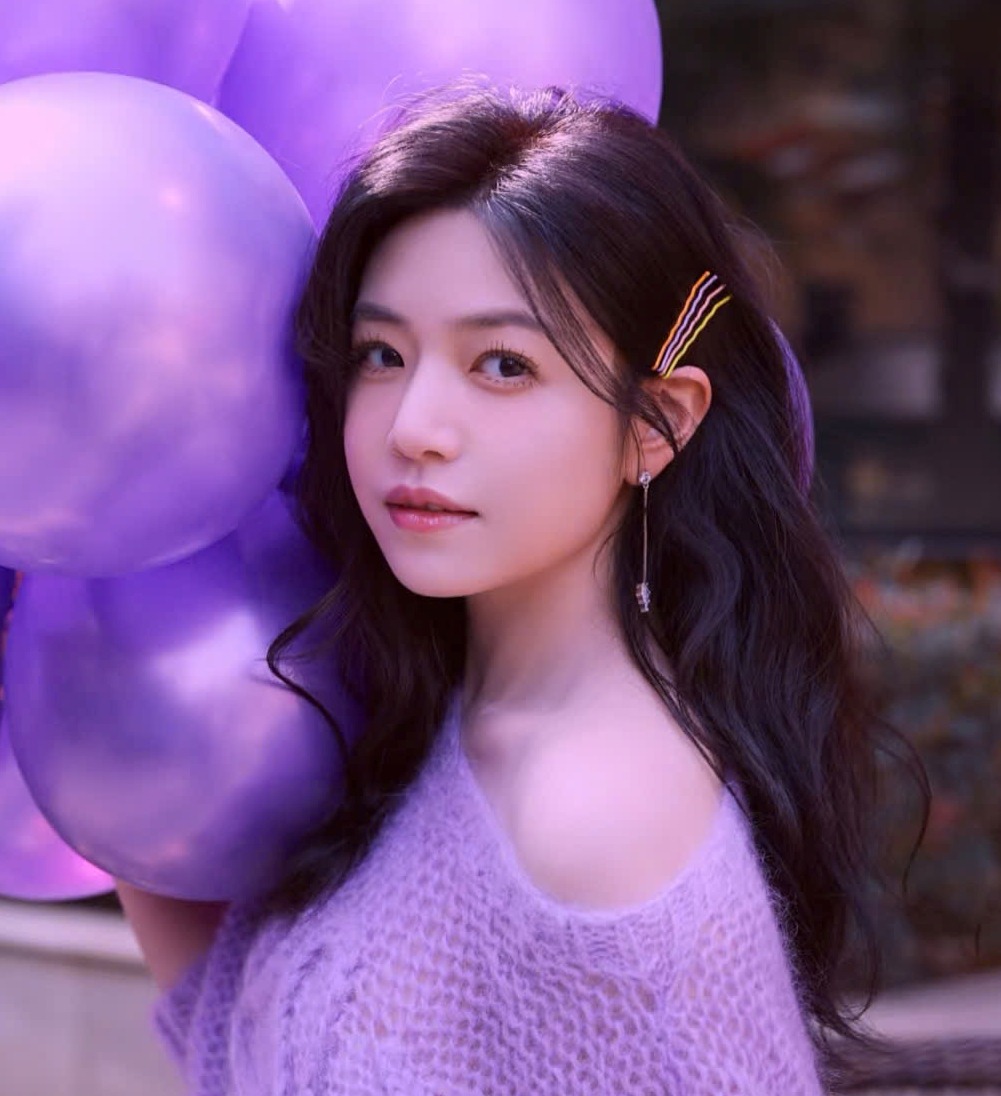 Chiếc nhẫn cưới 1 tỷ vạch trần màn đóng kịch giả tạo của ngọc nữ gia thế bậc nhất showbiz- Ảnh 6. Chiếc nhẫn cưới 1 tỷ vạch trần màn đóng kịch giả tạo của ngọc nữ gia thế bậc nhất showbiz- Ảnh 6.