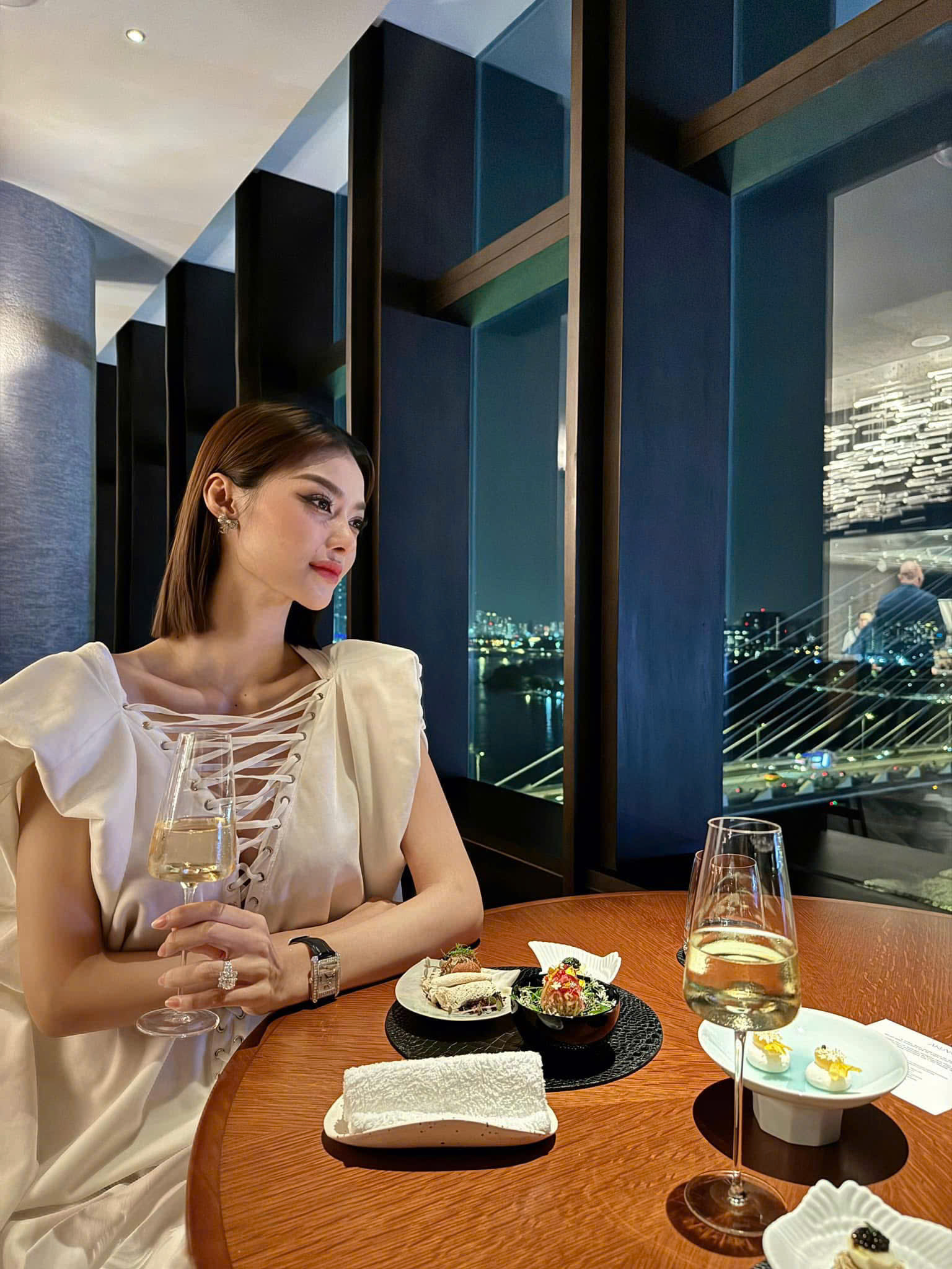 Á hậu Việt 2000 thay đổi 1 điều 180 độ hậu ở ẩn sinh con đầu lòng- Ảnh 7. Á hậu Việt 2000 thay đổi 1 điều 180 độ hậu ở ẩn sinh con đầu lòng- Ảnh 7.