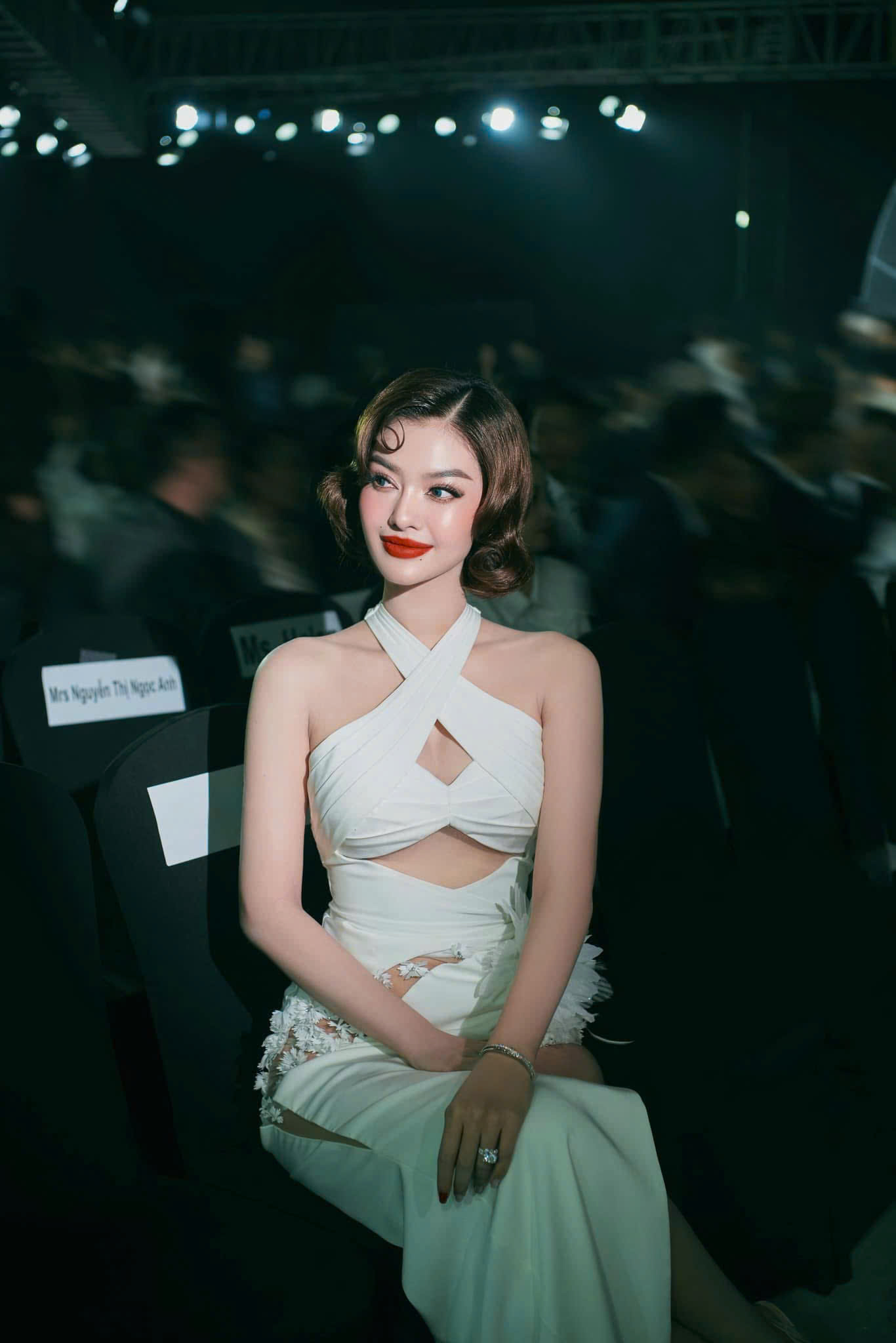 Á hậu Việt 2000 thay đổi 1 điều 180 độ hậu ở ẩn sinh con đầu lòng- Ảnh 6. Á hậu Việt 2000 thay đổi 1 điều 180 độ hậu ở ẩn sinh con đầu lòng- Ảnh 6.