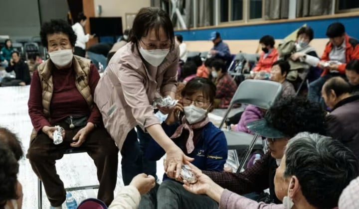 Khung cảnh hoang tàn tại Hàn Quốc sau một tuần đám cháy rừng bùng phát- Ảnh 7.