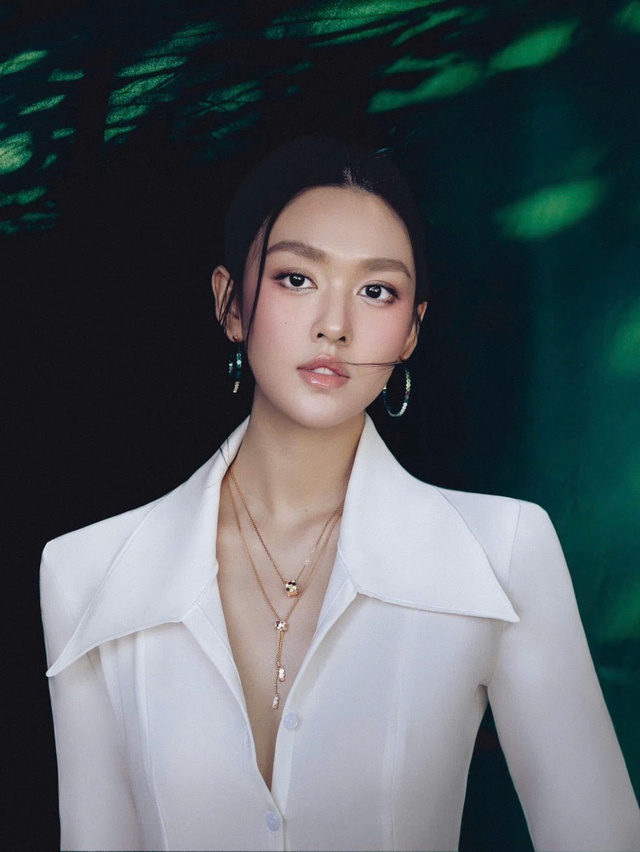 Á hậu Việt kết hôn năm 20 tuổi, 2 điều tới nay vẫn bí ẩn- Ảnh 6.