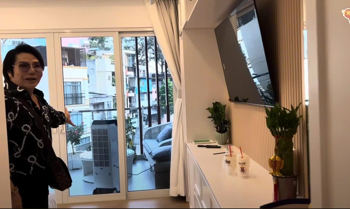 Sao nam Vbiz nhận cát-xê bằng vàng: Sống ở biệt thự có vị trí đắc địa 40 tỷ, bí ẩn 1 thông tin- Ảnh 4.