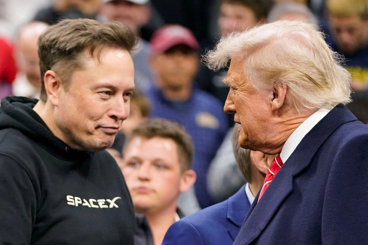 Ông Trump khen Elon Musk là 'chàng trai tuyệt vời' sau màn chỉ trích dữ dội- Ảnh 1.