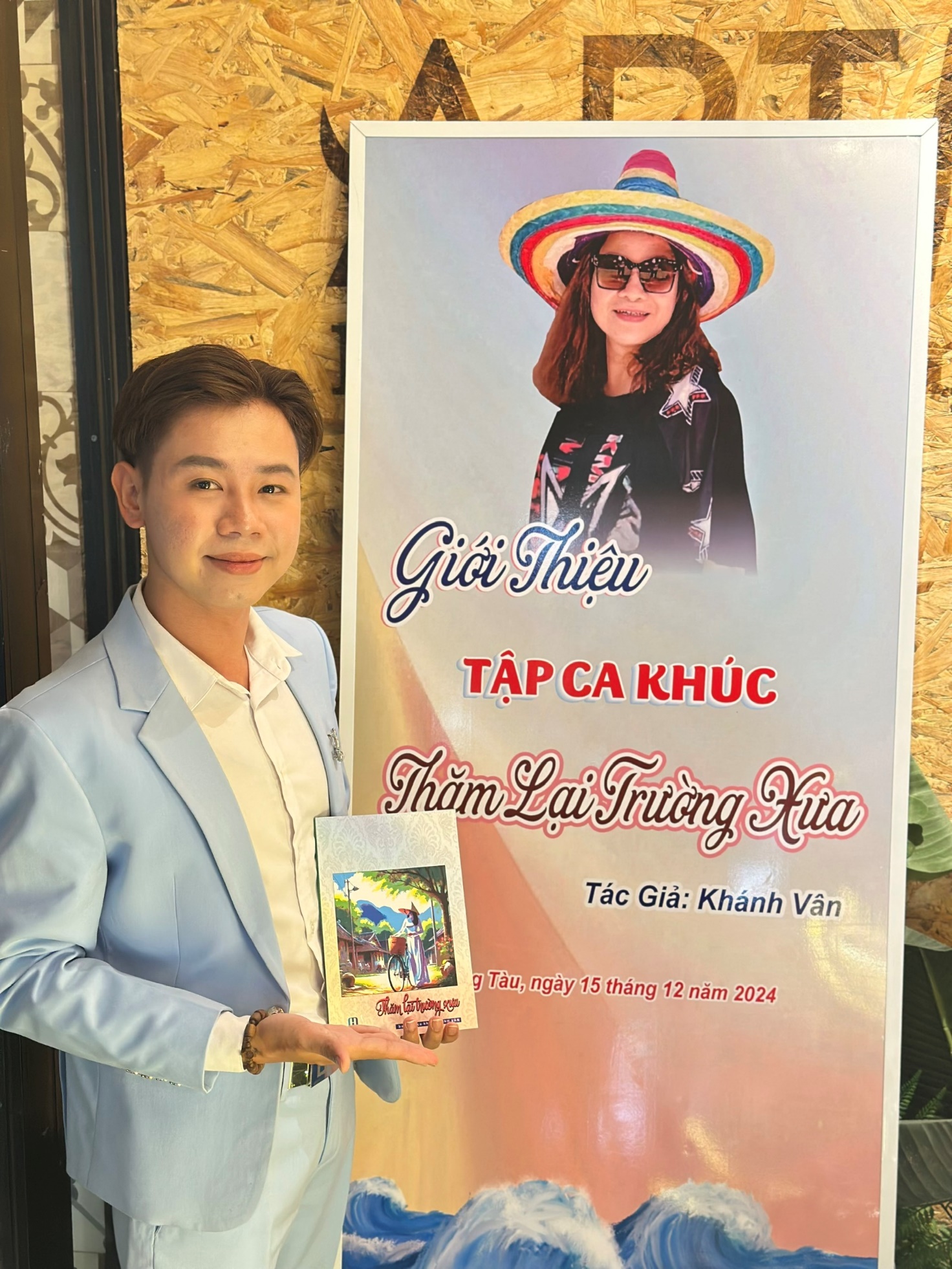 z6851841134743_708d455f3eaa2e5147a96b7b0c5062a4-1753769192-59-width1472height1962 Ca Sĩ Khải Quân - Đam mê nảy mầm từ vùng đất biển - 3