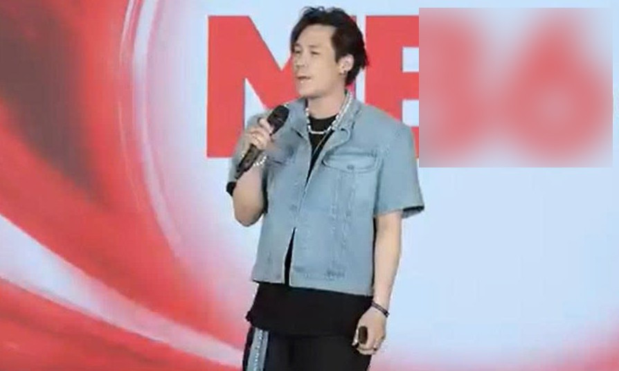 Khánh Phương, Hồ Quang Hiếu và Châu Khải Phong hát ở sự kiện của web cá độ- Ảnh 1.