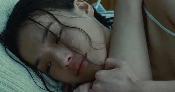 Chấn động vụ Thư Kỳ bị "ông trùm showbiz" ép đóng cảnh nóng 18+ z706514290798080f6f4520f4fa9521a7bbc4c79c17329 17592190845071041919919 0 0 526 1005 crop 1759219103704805482023jpg