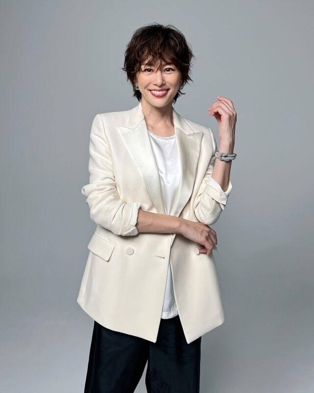 "Nữ diễn viên phim giờ vàng" bị khám nhà ra chất cấm, đối diện nguy cơ tù tội 000402810000120260120185410881 093158 1769090216659 1769090216931317693379