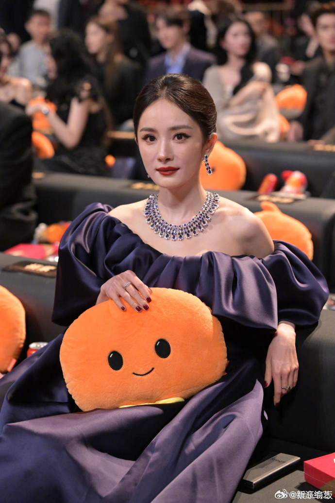 Drama cực lớn: Dương Mịch bị tố làm chuyện không thể chấp nhận với Tiêu Chiến, nguồn cơn đều do 1 mỹ nhân?- Ảnh 2.