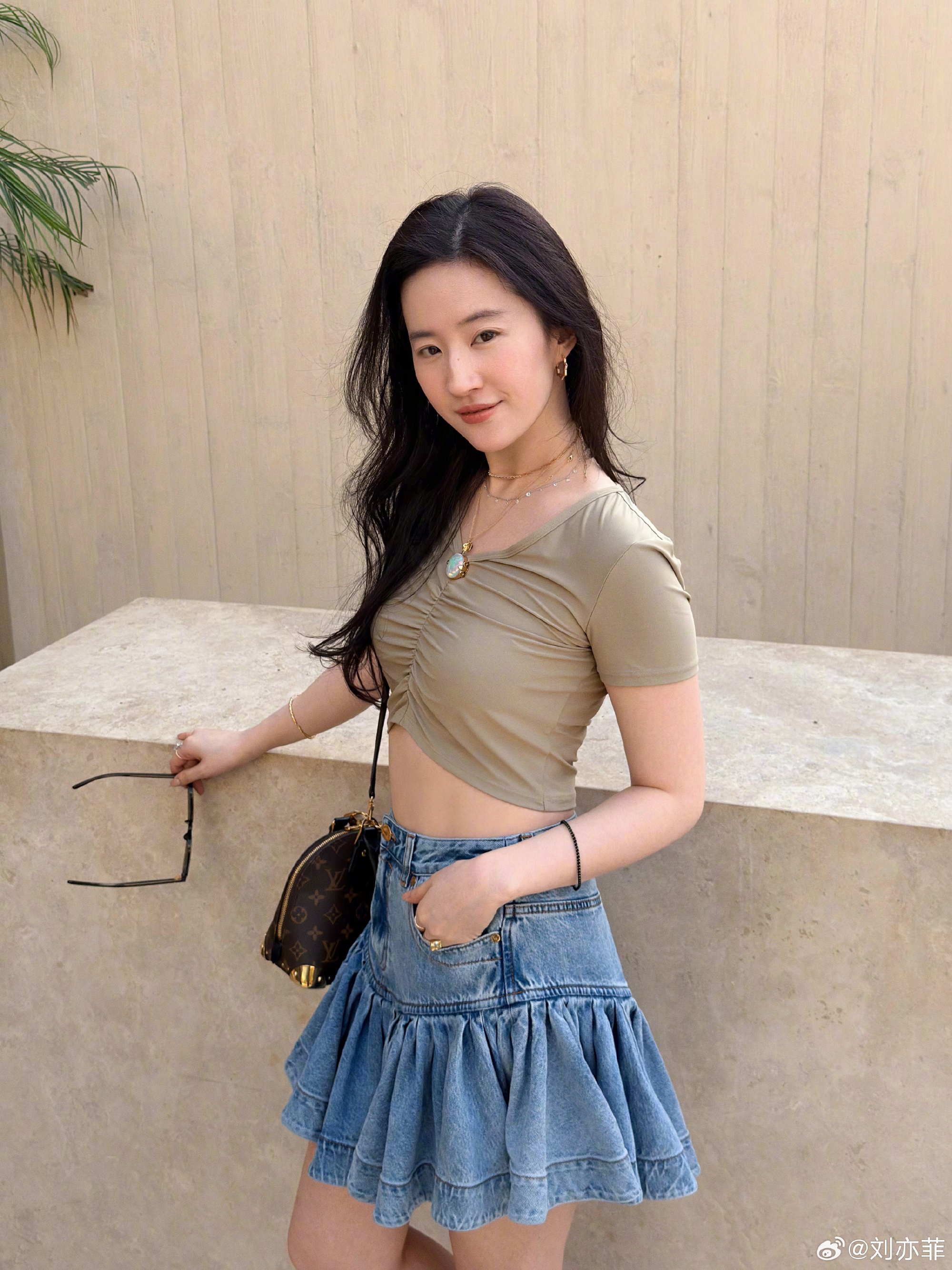 Khó tin nổi đây là gương mặt thật của Lưu Diệc Phi- Ảnh 6.