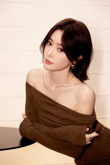 Không phải 1, có đến 2 cặp chị - em cực phẩm showbiz đã