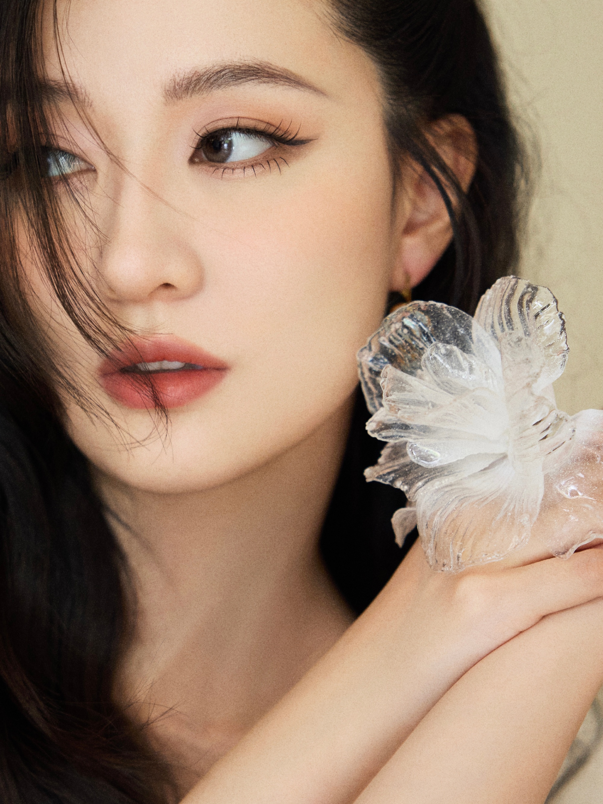 Mỹ nhân bỏ showbiz, cưới thiếu tập đoàn bất động sản nghìn tỷ: Không sung sướng như người đời tưởng tượng!- Ảnh 2.