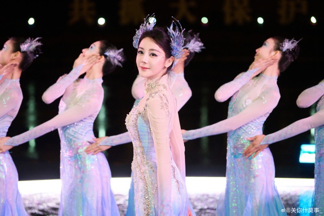 Địch Lệ Nhiệt Ba