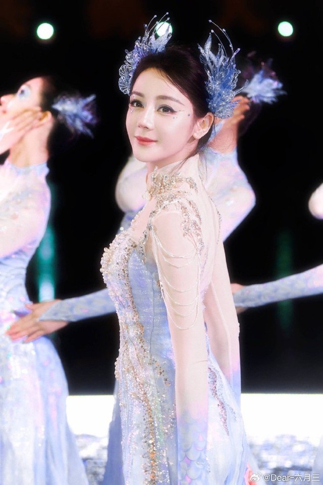 Địch Lệ Nhiệt Ba