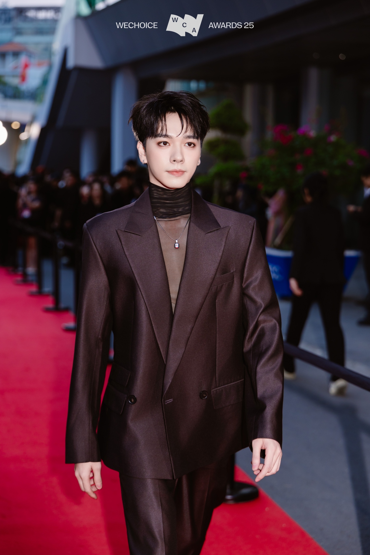 "Vũ trụ" nam thần tại WeChoice 2025: Khung hình dàn Tân binh gây sốt, người được đề cử đẹp nhất thế giới đỉnh cỡ nào? 087a63700001 17704672484601340766255 1770473203784 1770473203994733755149 1770477069133 17704770694451642197555