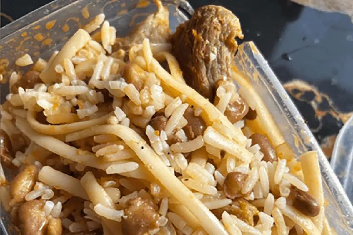 Bị cấm gặp bạn trai, cô gái 17 tuổi rắc thuốc diệt chuột vào bữa tối của bố mẹ- Ảnh 2.