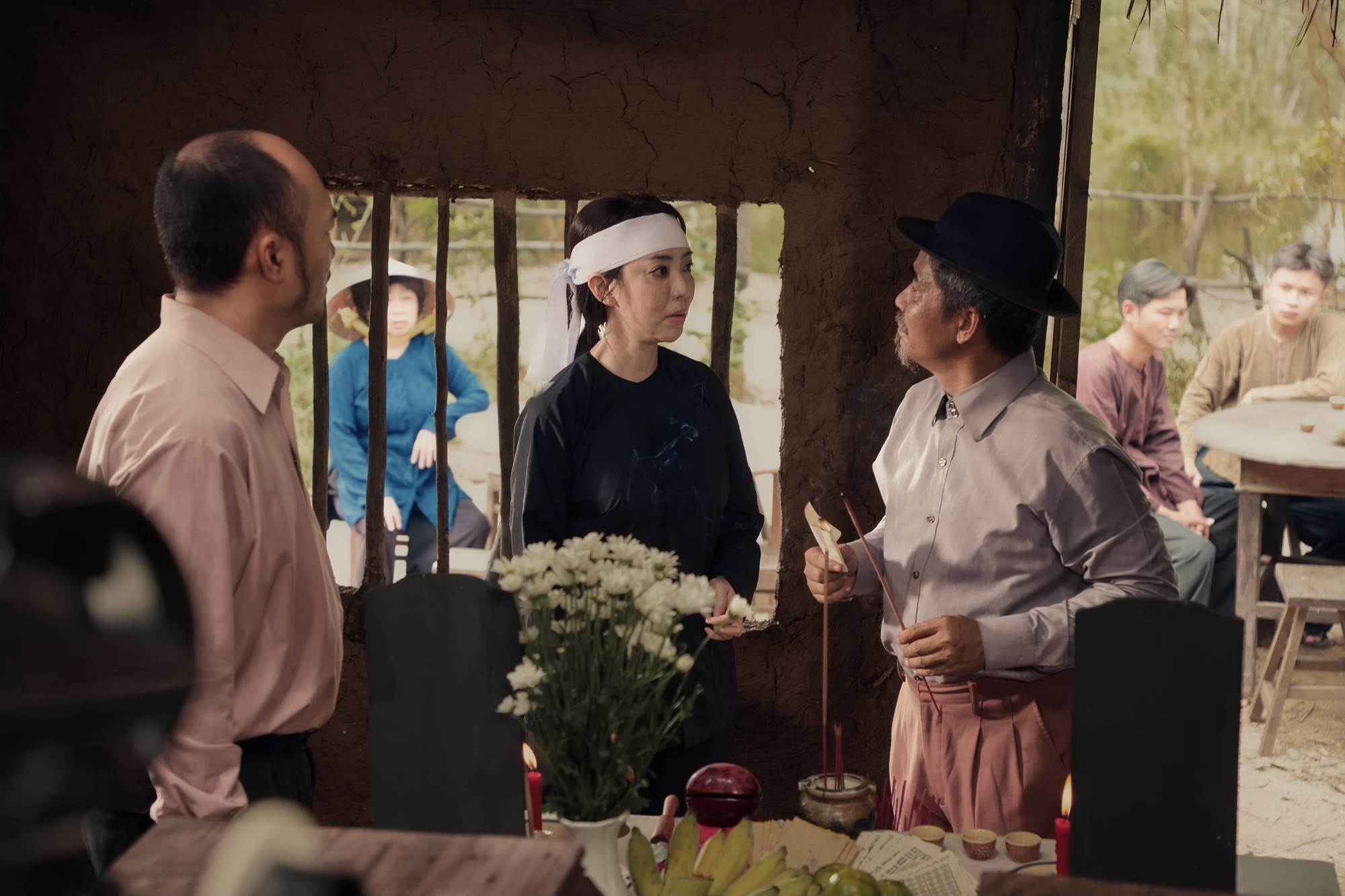 Khóc hết 10 gói khăn giấy vẫn phải lao vào xem phim Việt này: Nhìn nữ chính mà xót vô cùng, biên kịch ác quá vậy- Ảnh 4.