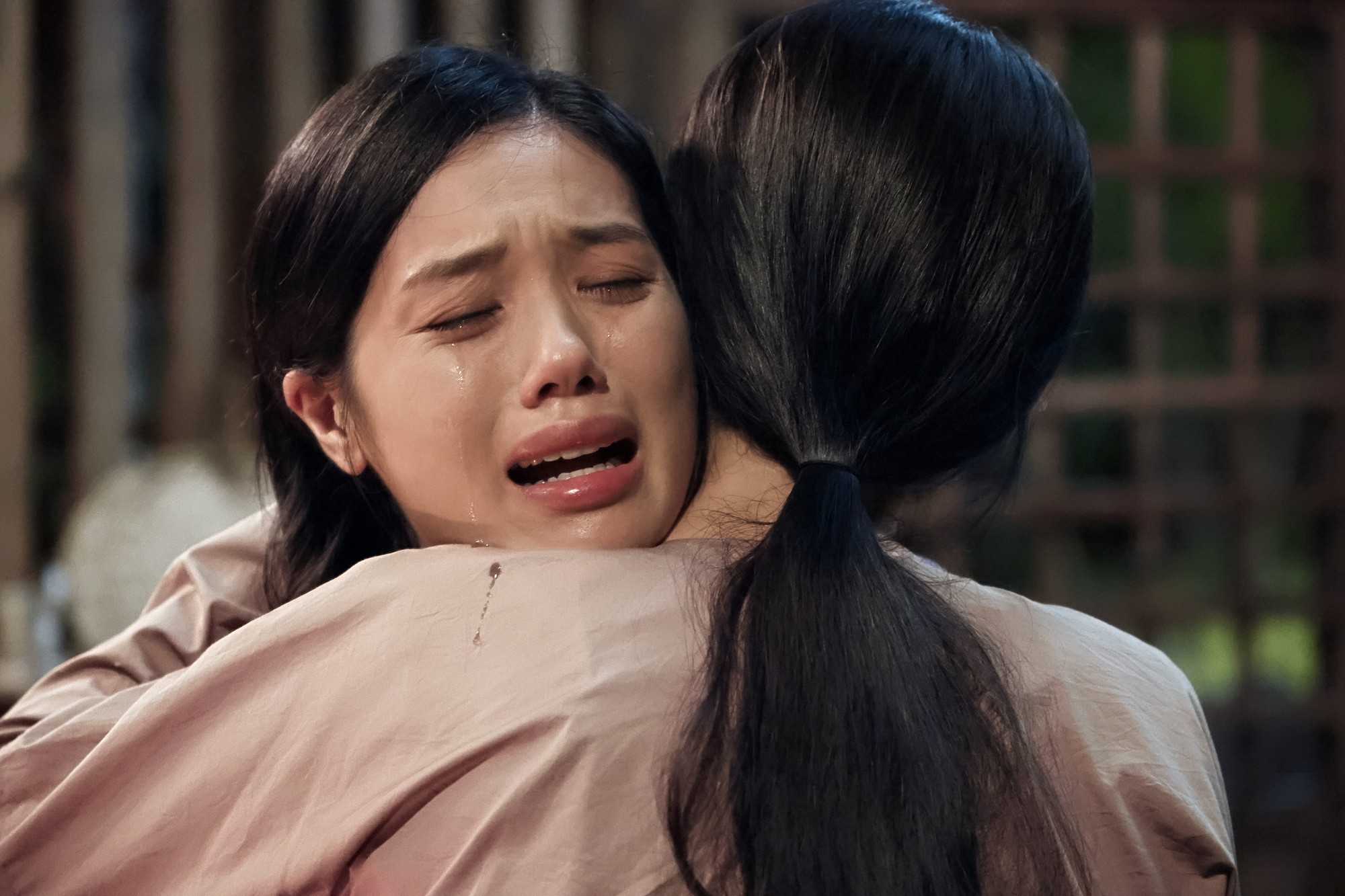 Khóc hết 10 gói khăn giấy vẫn phải lao vào xem phim Việt này: Nhìn nữ chính mà xót vô cùng, biên kịch ác quá vậy- Ảnh 6.