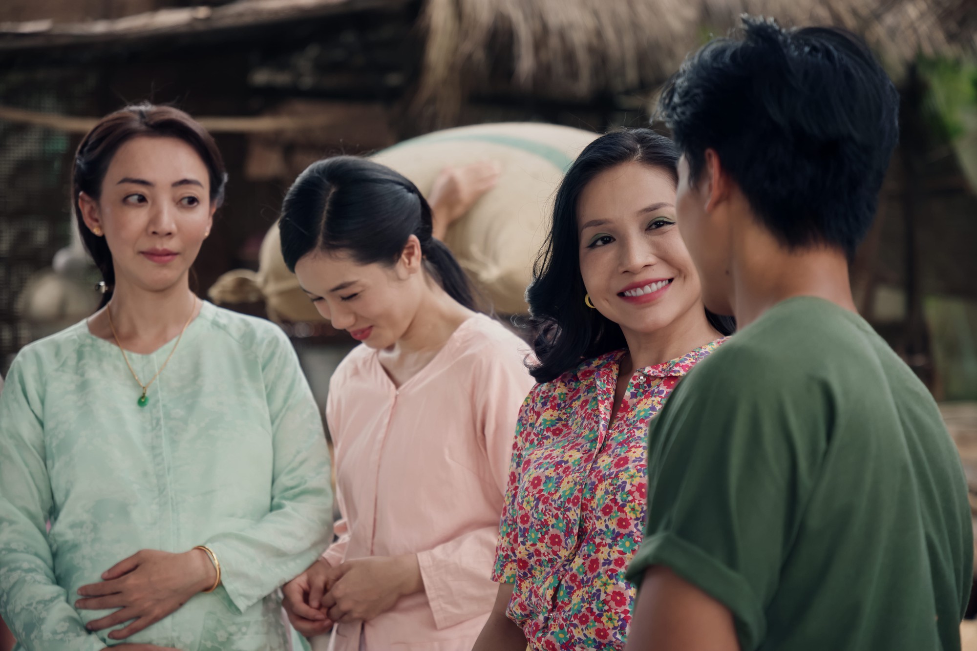 Khóc hết 10 gói khăn giấy vẫn phải lao vào xem phim Việt này: Nhìn nữ chính mà xót vô cùng, biên kịch ác quá vậy- Ảnh 3.