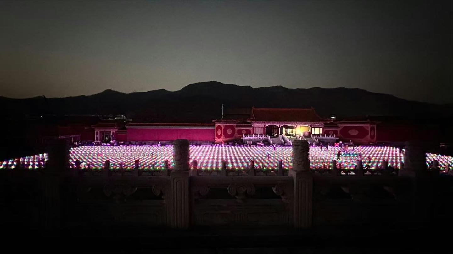 Đời đi diễn chỉ mong có fan giàu như mỹ nhân này: Chi 3,6 tỷ mua vui cho idol, tâm ở đâu tiền ở đó- Ảnh 5.