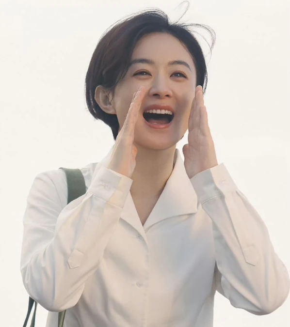 Đường cong đáng xấu hổ của Triệu Lệ Dĩnh- Ảnh 4.