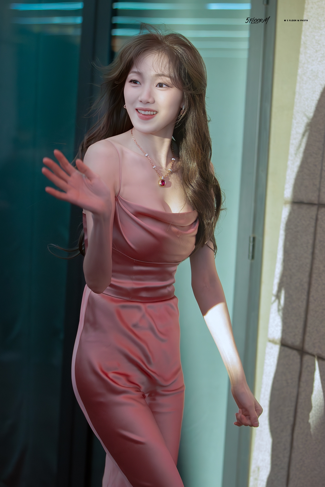 Lụy nặng mỹ nhân mặt hiền nhưng body hệ