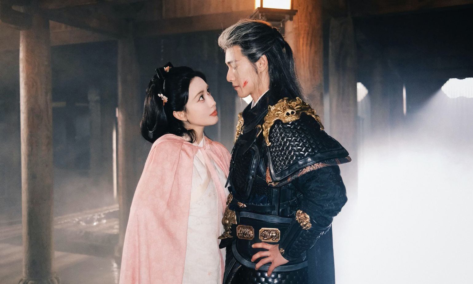 MXH nổ tung vì cặp đôi ngôn tình tái hợp lần 4: Rời nhau mấy tí lại dính vào, trời sinh visual cực phẩm cả đôi- Ảnh 3.