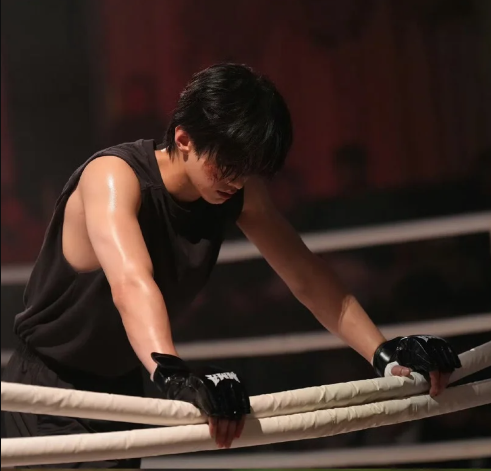 Làm sửa xe thôi ai mượn đẹp thế này hả trời: Visual mướt mắt thôi rồi, át vía hết minh tinh điện ảnh mất- Ảnh 6.