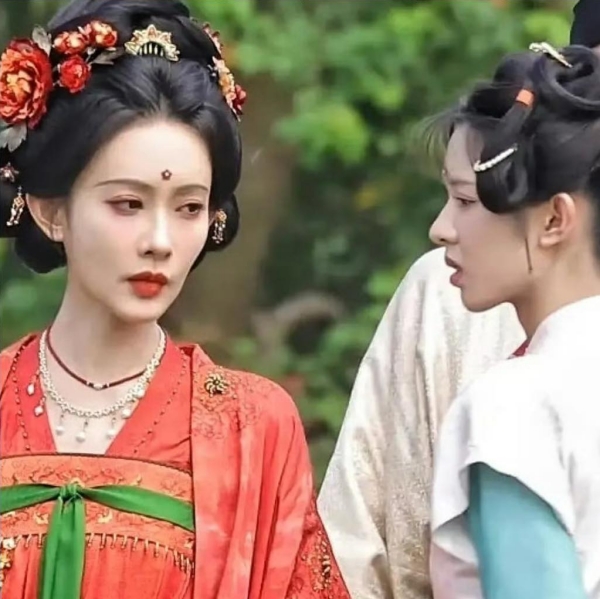 Đến ạ mỹ nhân đã già trước tuổi còn đóng thiếu nữ 14: Người gầy như bộ xương khô, chê là chê rất nhiều- Ảnh 2.