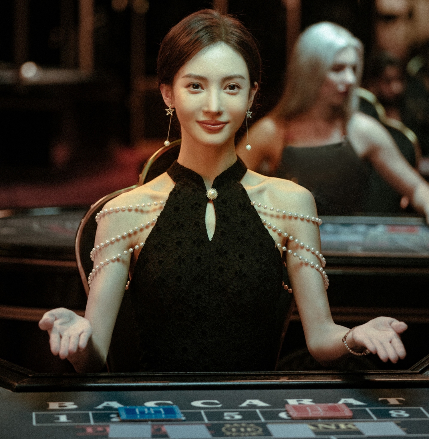 Cần loại bỏ mỹ nhân này khỏi showbiz ngay lập tức: Gây tai nạn, lừa bảo hiểm, nhân cách kém còn diễn siêu dở- Ảnh 4. Cần loại bỏ mỹ nhân này khỏi showbiz ngay lập tức: Gây tai nạn, lừa bảo hiểm, nhân cách kém còn diễn siêu dở- Ảnh 4.