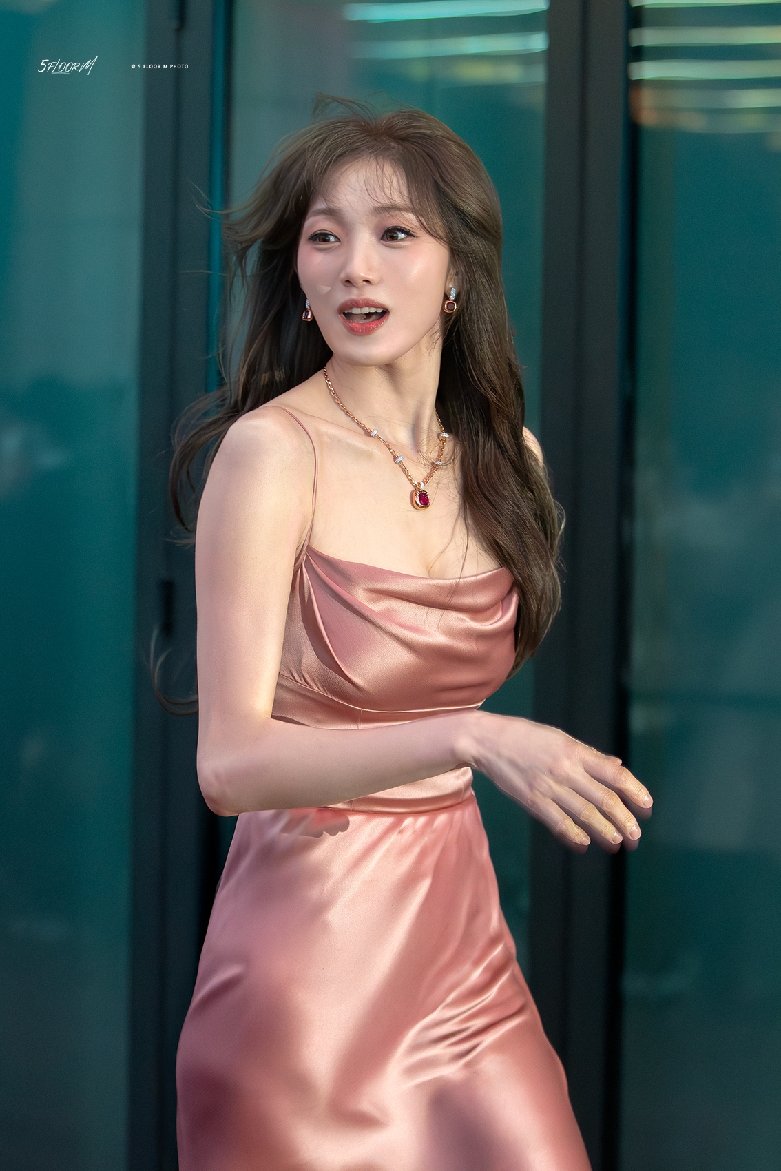 Lụy nặng mỹ nhân mặt hiền nhưng body hệ