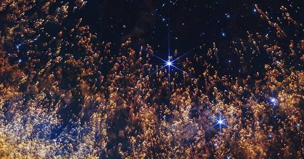 NASA hé lộ viễn cảnh rùng rợn về cái kết của Trái Đất 105765123 15491259 image a 151769168450969 17693888637761906302643 0 0 321 613 crop 17693888749491615887316jpg