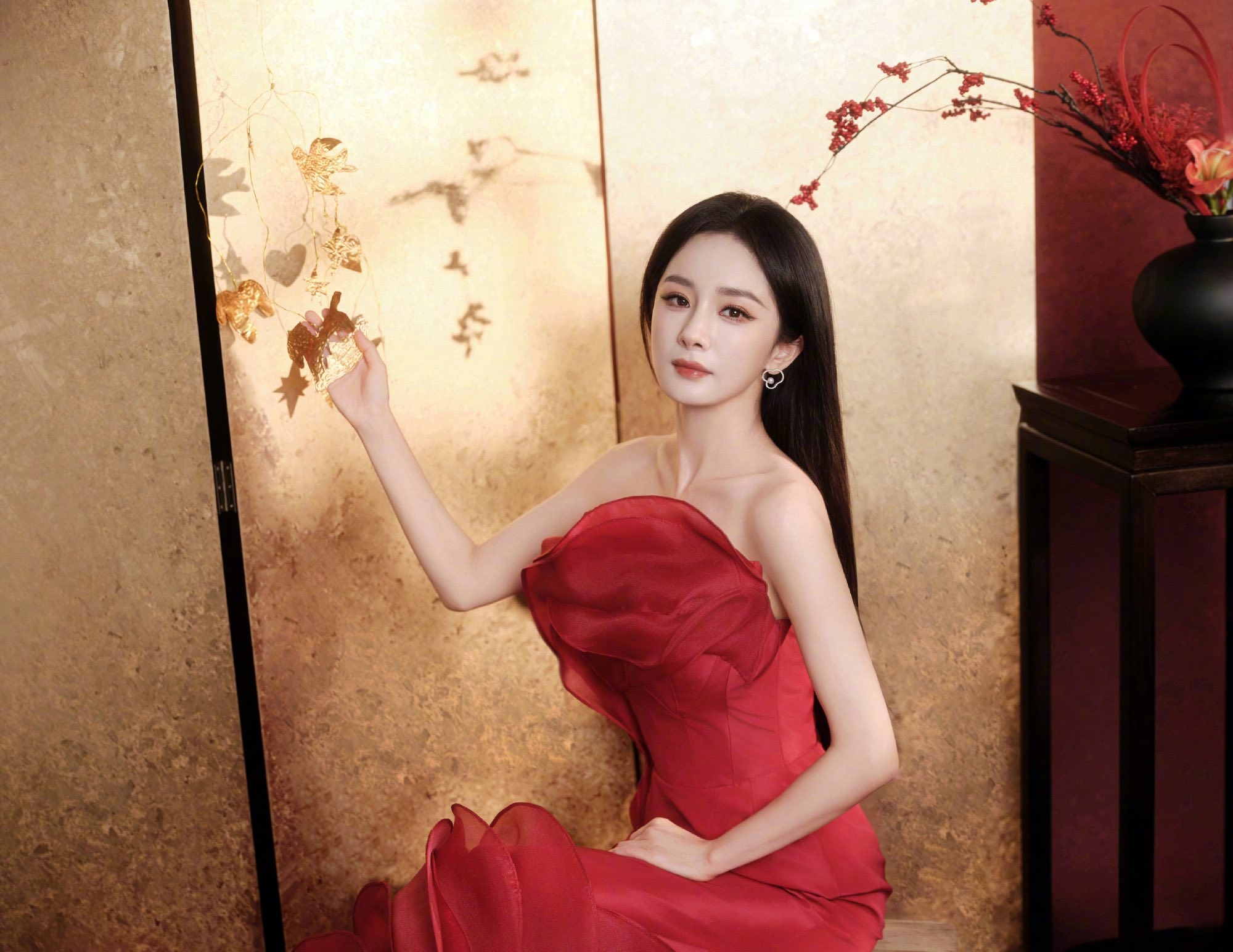 Đào mai nở rộ cũng thua mỹ nhân đẹp nhất 29 Tết: Visual nữ thần mùa xuân, càng ngắm càng vui phơi phới- Ảnh 13.