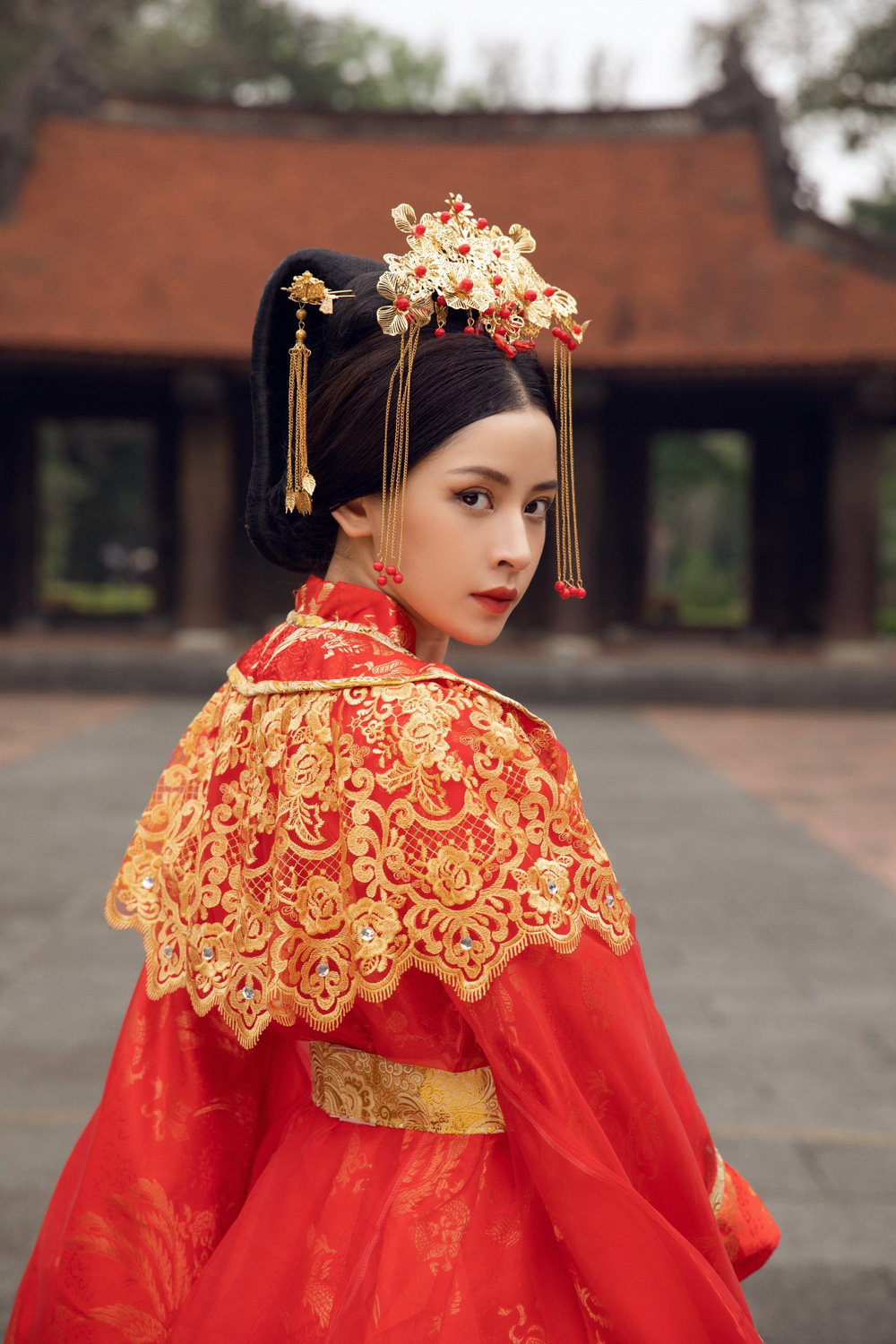 Mỹ nhân đẹp nhất Việt Nam: Nhan sắc ngày càng siêu thực, một lần “chiến” quốc tế thay đổi cả bộ mặt Vbiz- Ảnh 3.