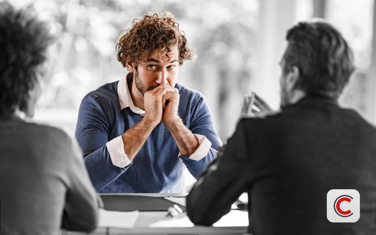 1,2 triệu lao động bị sa thải năm 2025: Làn sóng đuổi việc mạnh nhất 18 năm, hàng vạn Gen Z bị đẩy ra đường- Ảnh 1.