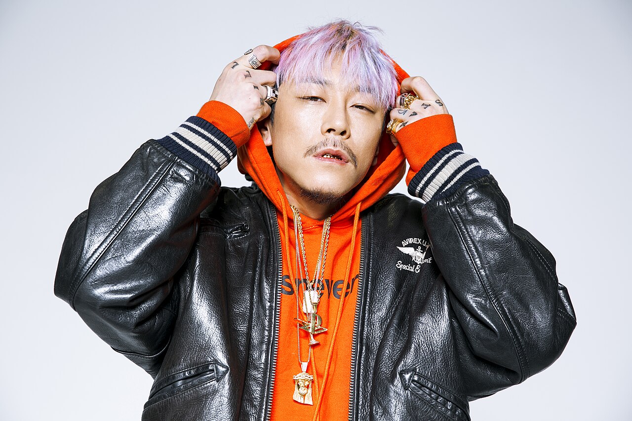 Cặp đôi showbiz ly hôn đúng ngày mùng 1 Tết sau 8 năm mặn nồng- Ảnh 2. Cặp đôi showbiz ly hôn đúng ngày mùng 1 Tết sau 8 năm mặn nồng- Ảnh 2.