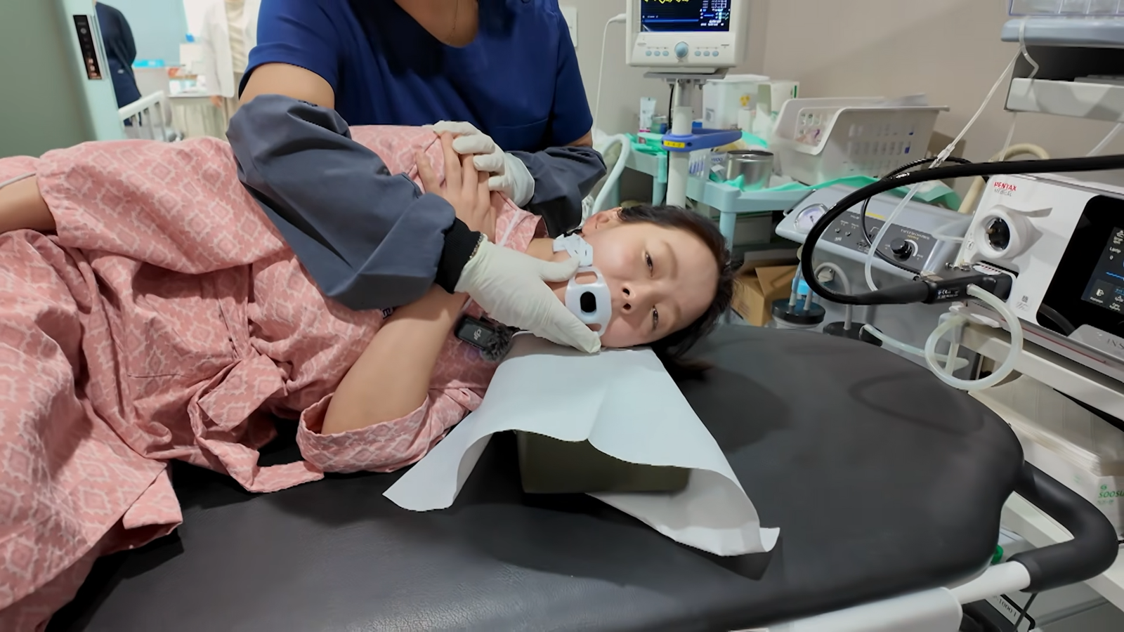 Song Ji Hyo nội soi phát hiện bất thường nguy cơ ung thư- Ảnh 2.