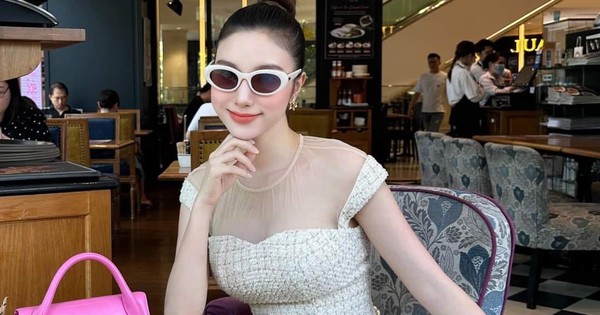 Phú bà Vbiz là bạn thân Huyền Baby: “Cưới rồi trách nhiệm đủ thứ, không còn màu hồng!" 1377356750688088n 1758282761344 1758282761769439839989 1765772124096 1765772127202852942613 1765783139112 1765783139363212 371 0 936 1080 crop 17657833362461198240369jpg